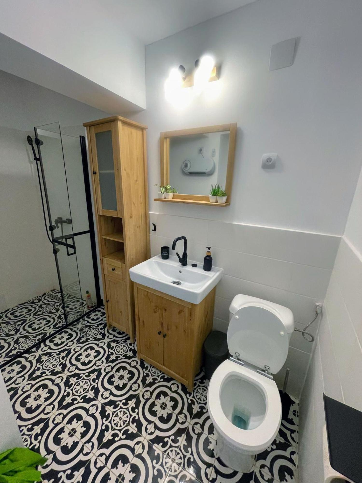 Small Apartment - Historic House كلوج-نابوكا المظهر الخارجي الصورة